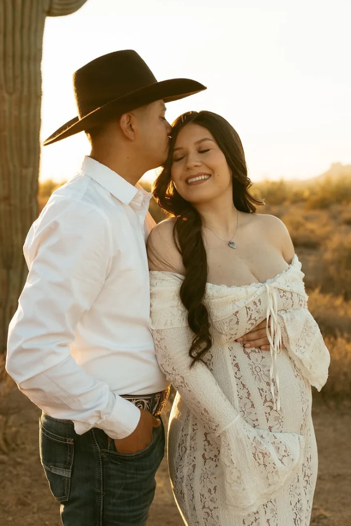 VELMORA BABYSHOWER | Maternity Lace Maxi Dress
