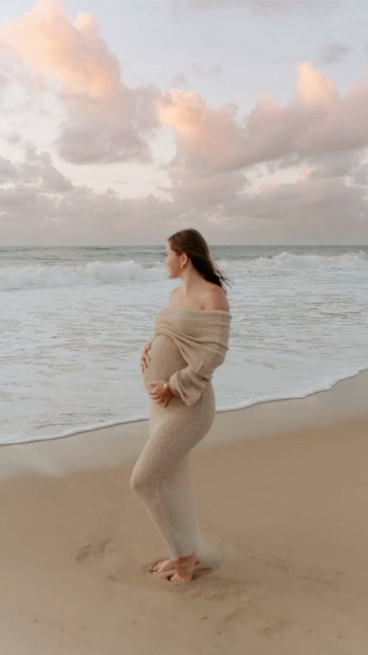 VELMORA BABYSHOWER | Maternity Elegant Off Shoulder Maxi Dress