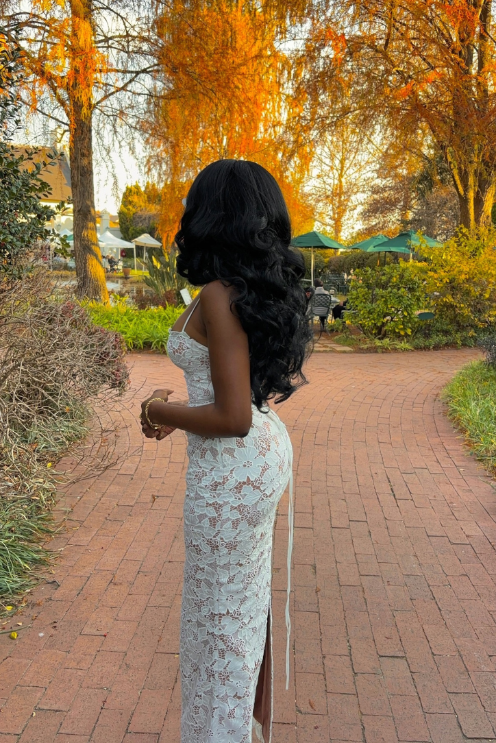 VELMORA BABYSHOWER| Lace Maxi Dress