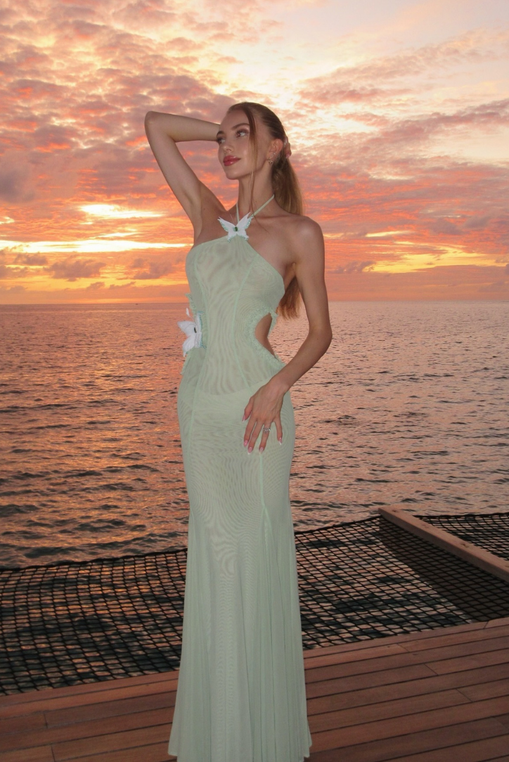 VELMORA BABYSHOWER | Maternity Mermaid-Fit Maxi Dress