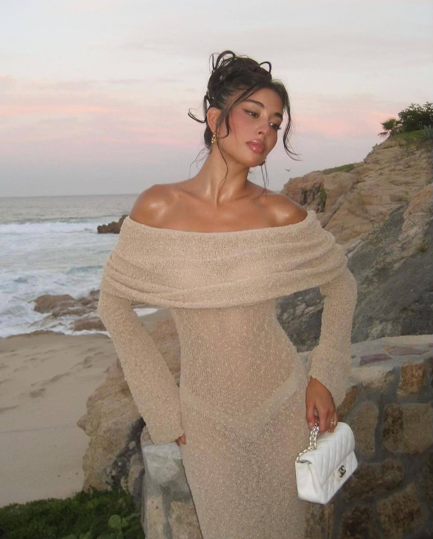 VELMORA BABYSHOWER | Maternity Elegant Off Shoulder Maxi Dress