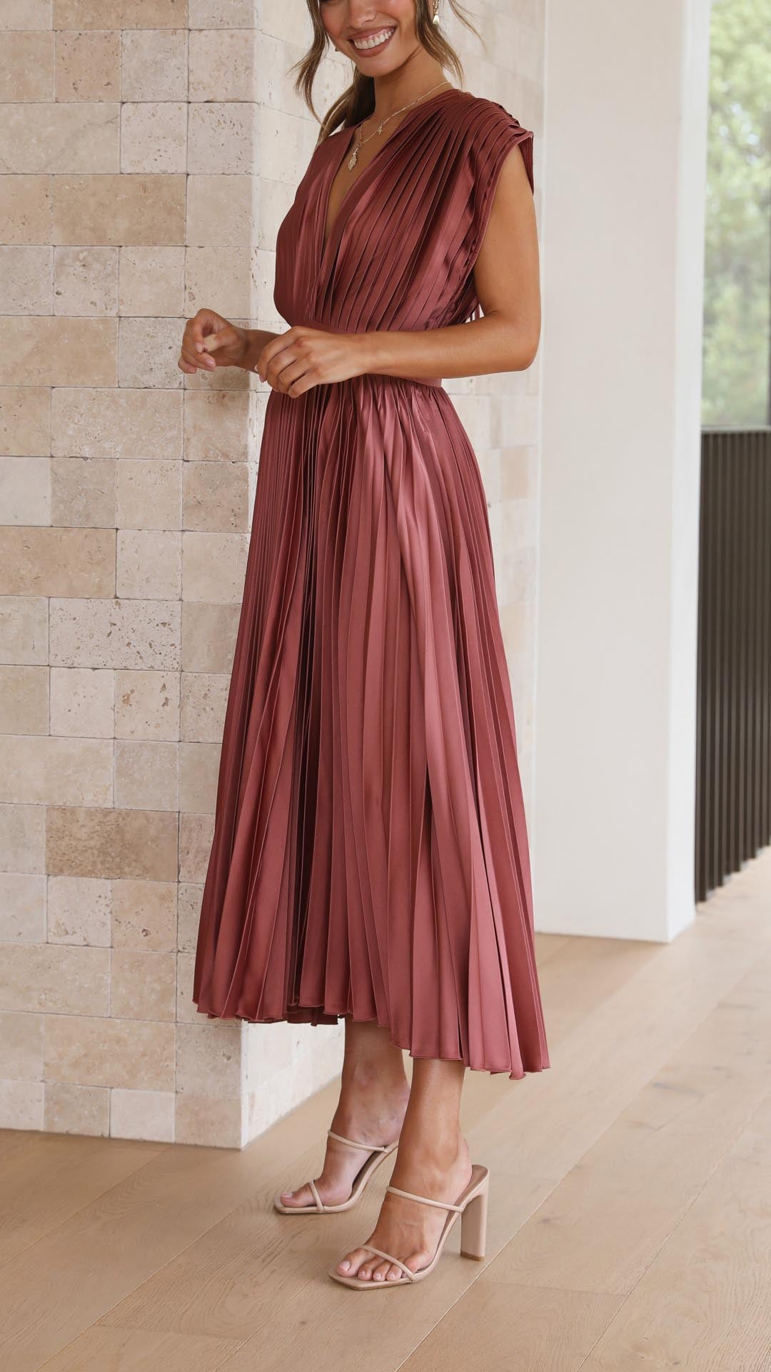 VELMORA BABYSHOWER | Deep V-Neck Maxi Dress