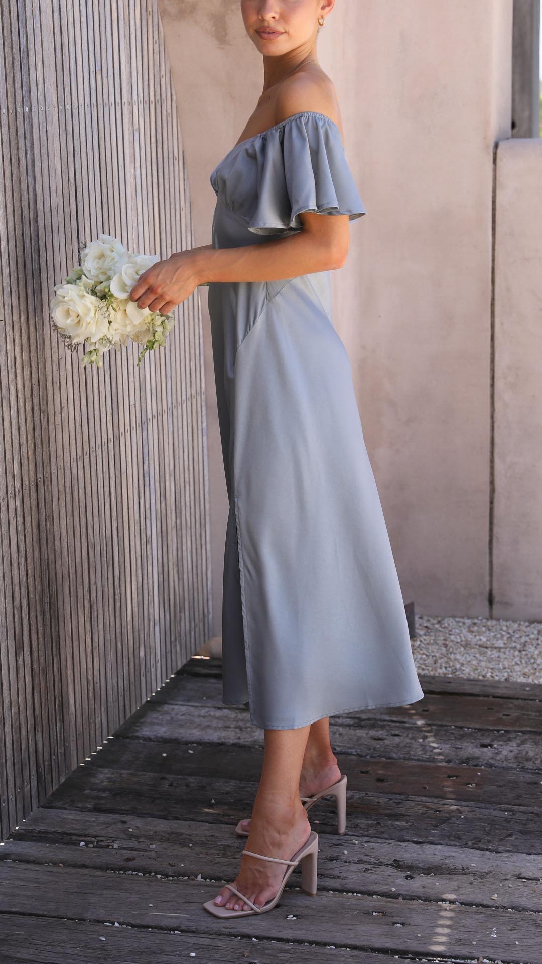 VELMORA BABYSHOWER | Butterfly Sleeve Off-Shoulder Maxi Dress