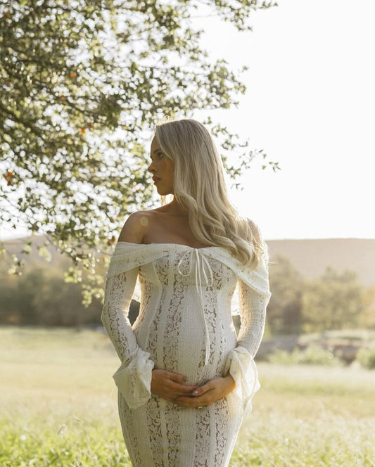 VELMORA BABYSHOWER | Maternity Lace Maxi Dress