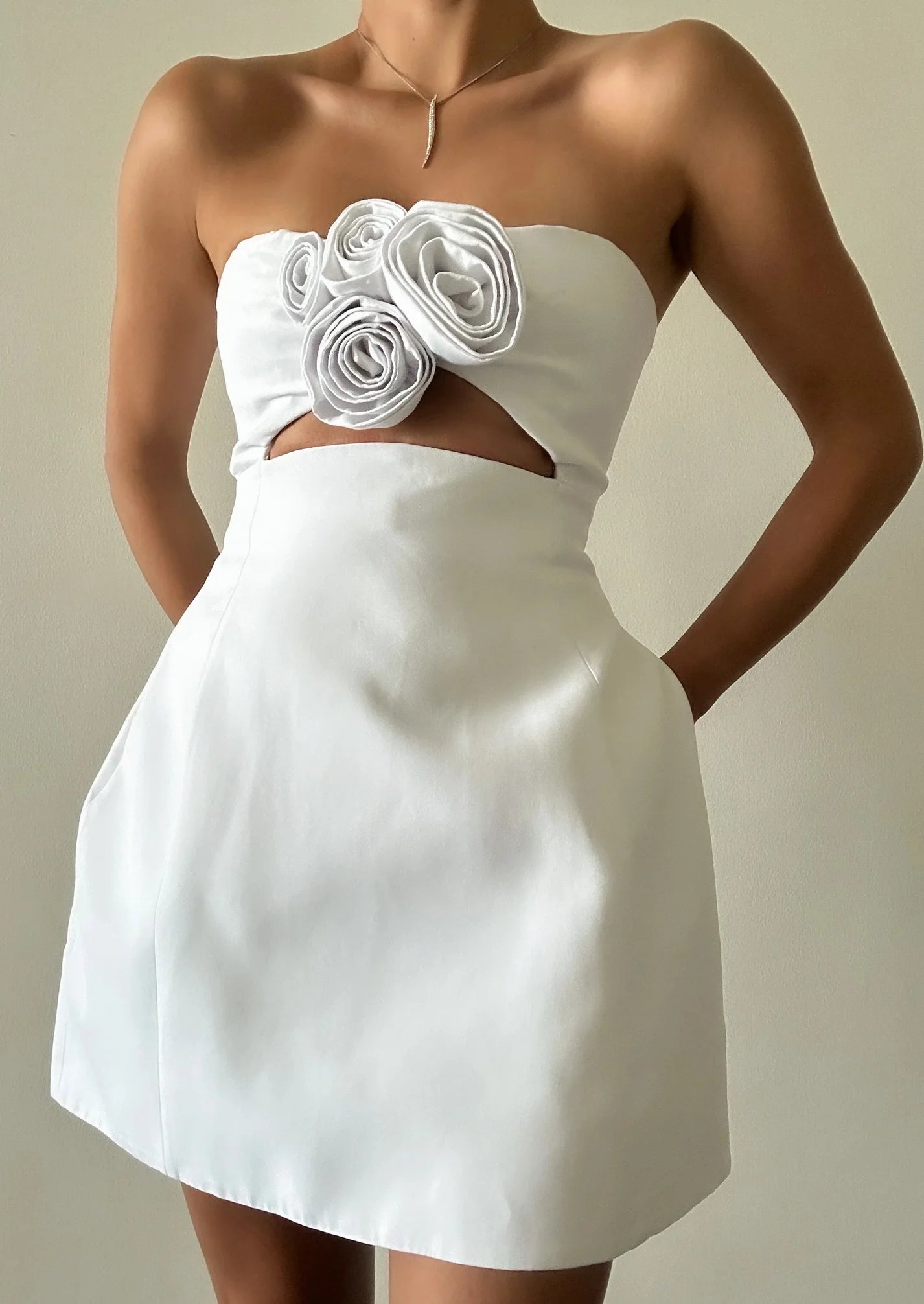 VELMORA BABYSHOWER | Floral Mini Dress
