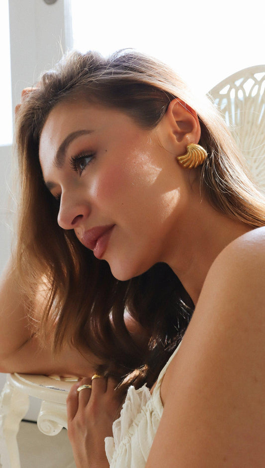 VELMORA EMERY | GOUDEN OORBELLEN